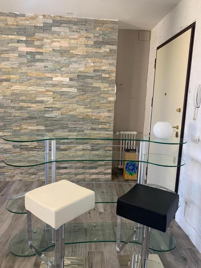 Mara's In Apartamento